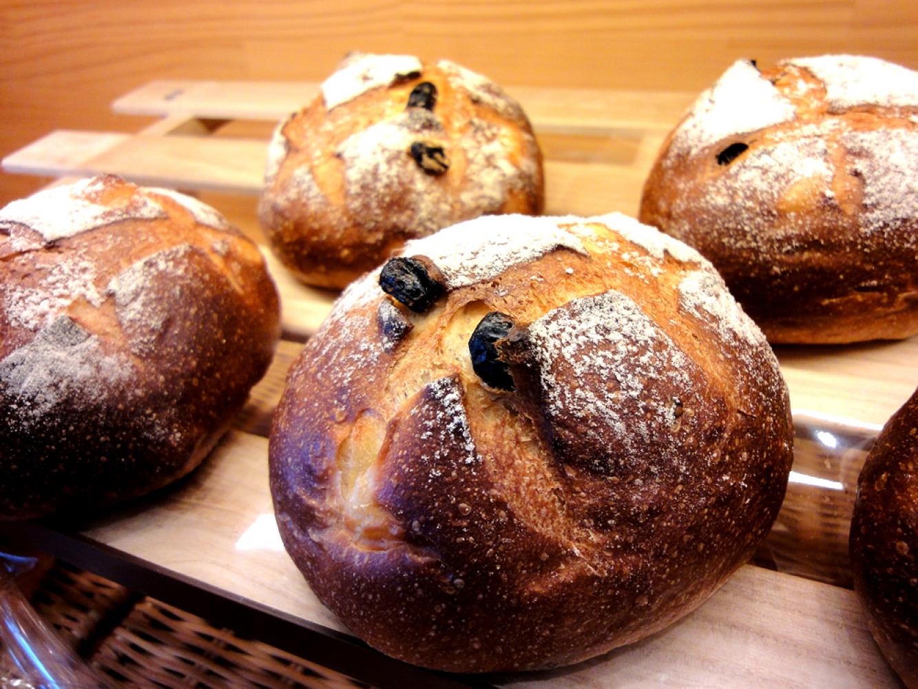 リンゴとレーズンのパン・オ・レ