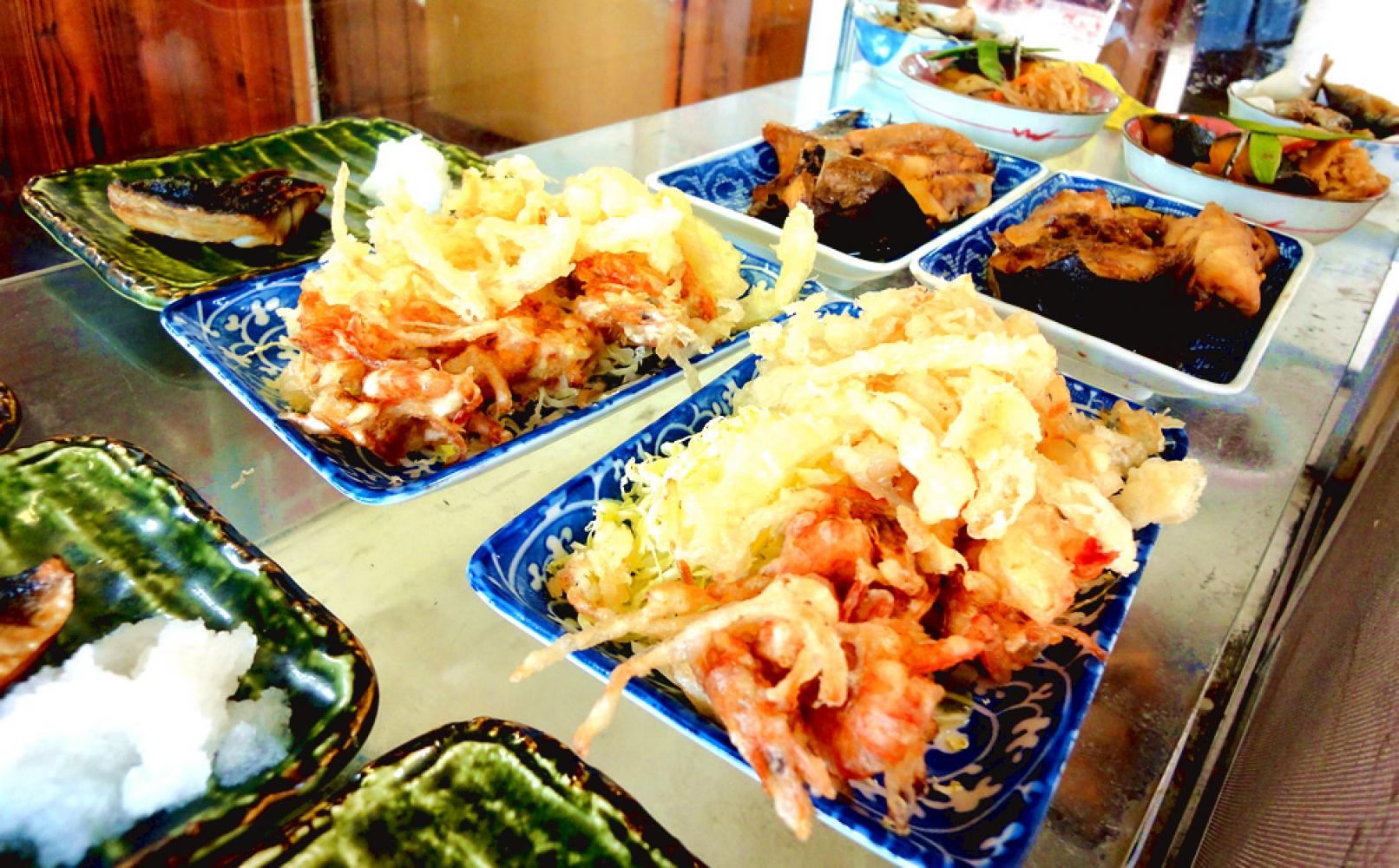 おいしいお惣菜のかずかず ひろ