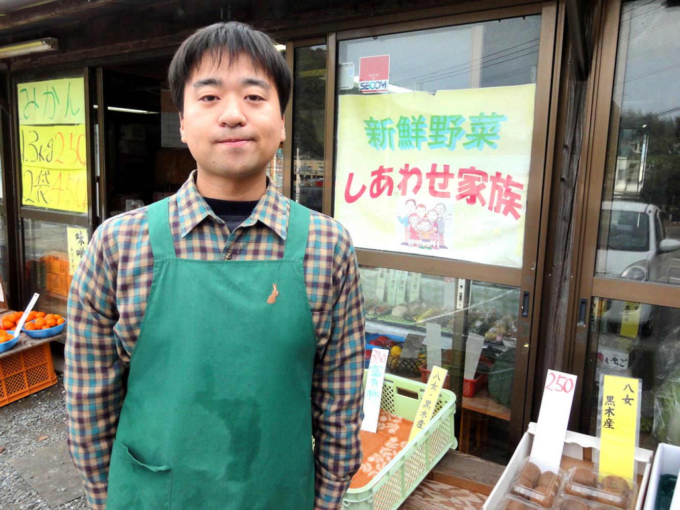 新鮮な農産物をご用意してお待ちしています 露天産直販売 タマころ 「株式会社しあわせ家族」