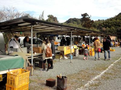 農産物露天販売 生産者直売所 立花山日曜市 新宮町立花口のお店